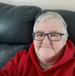 Meet your Posher, Elaina